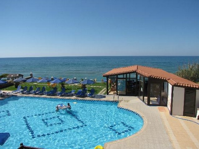 Почивка на остров Крит - самолет: Hotel Krini Beach 3* All Inclusive