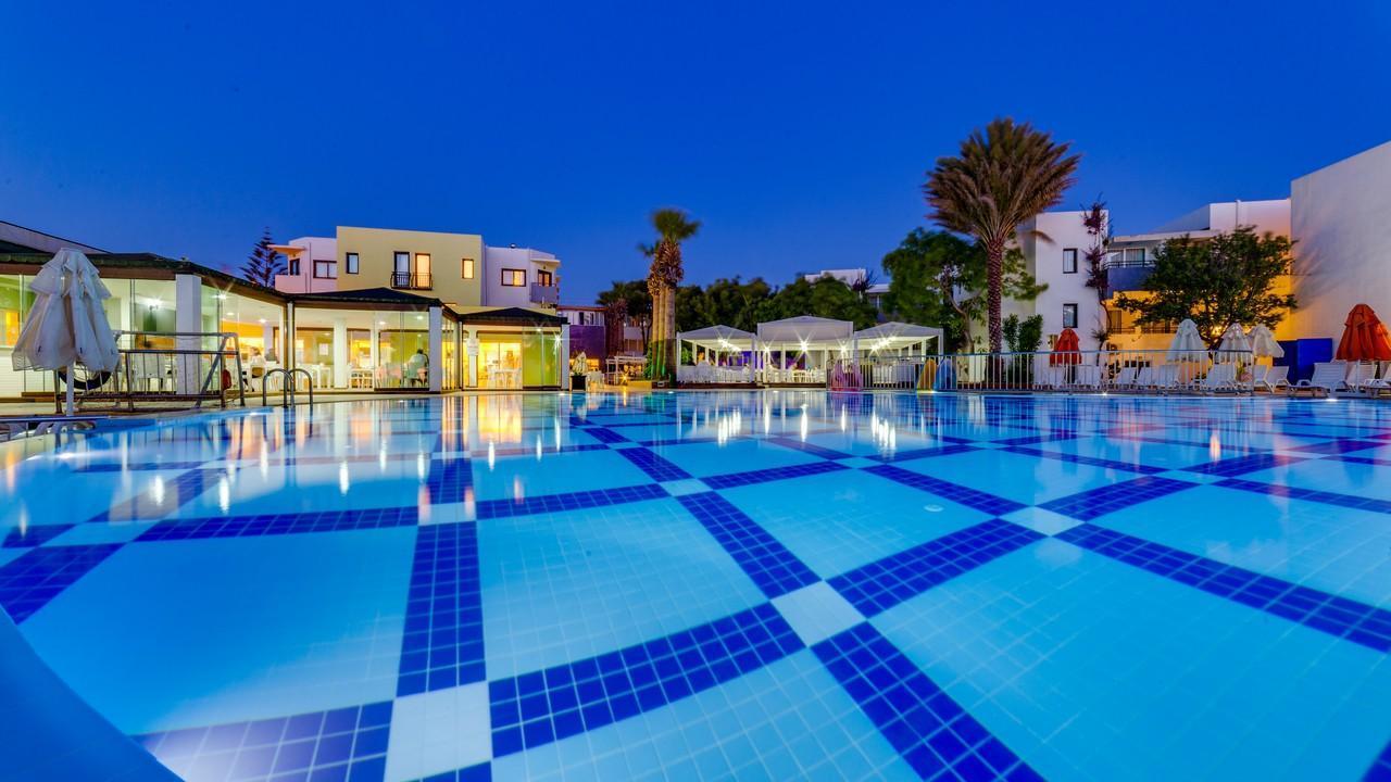 YELKEN MANDALINCI SPA AND WELNESS HOTEL - Модерното бижу на Егейското крайбрежие - All Inclusive почивка Бодрум с полет  от Варна