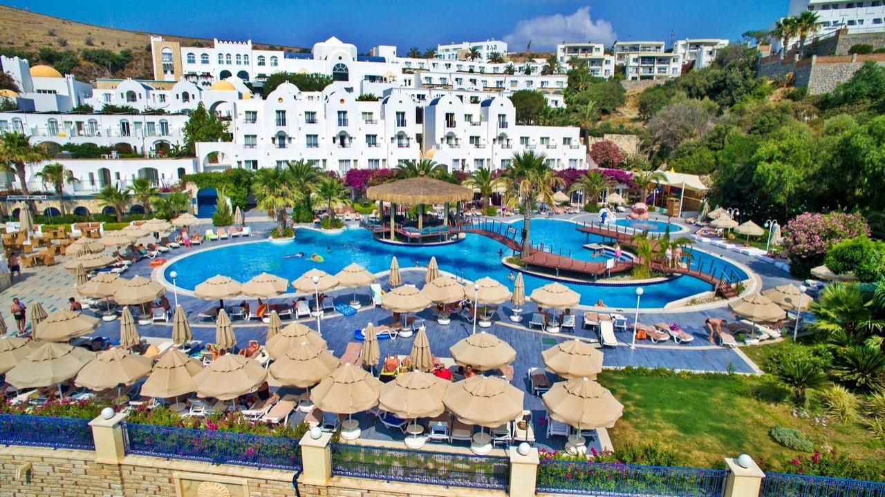 Salmakis Resort and Spa - Модерното бижу на Егейското крайбрежие - All Inclusive почивка Бодрум с полет  от София