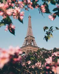 Цветна пролет в Париж - с България Ер
