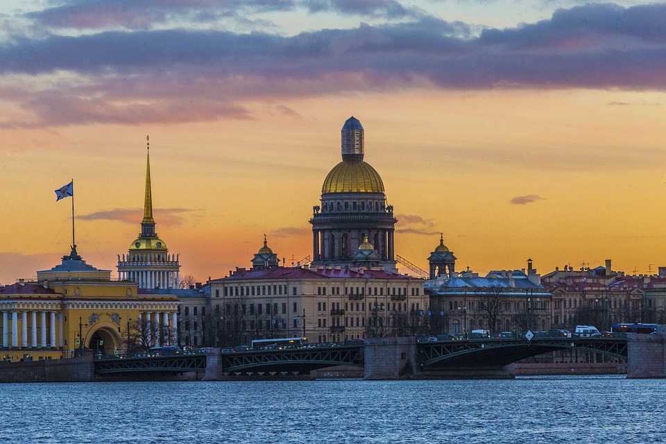 Класическа елегантност: Москва и Санкт Петербург