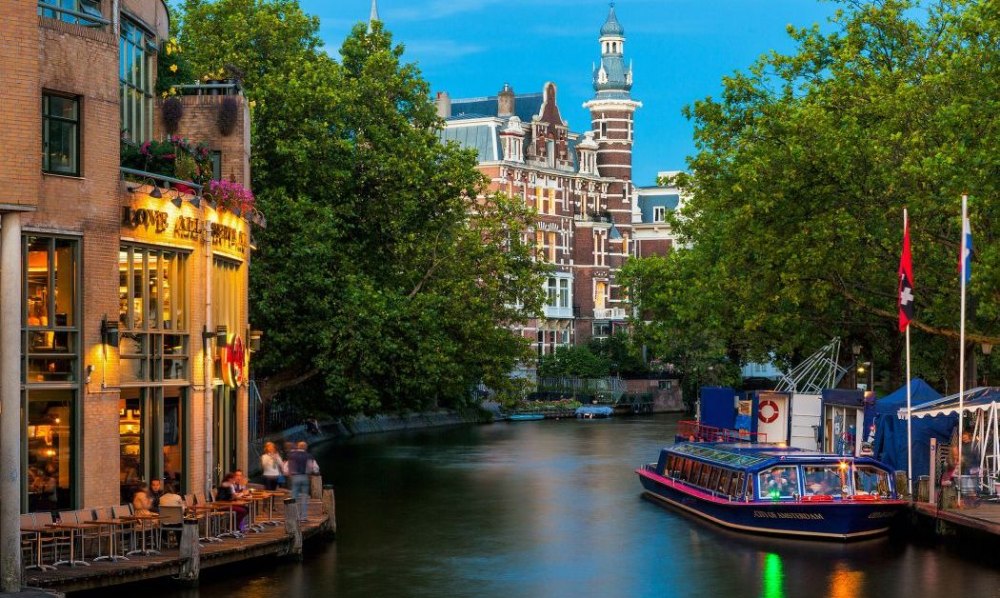 Нидерландия – красива цветна картичка