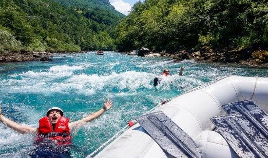 Черна Гора - приключение по водите на р.Тара и джип сафари в нац. парк Дурмитор!
