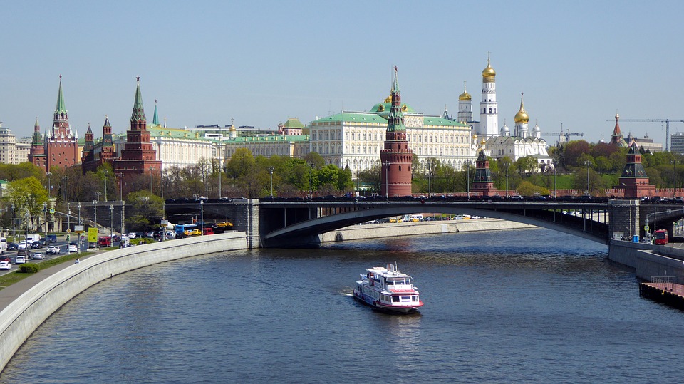 Речен круиз от Санкт Петербург до Москва: пътешествие по река Нева и река Волга