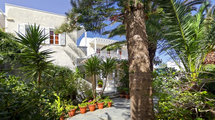 Dolphin Apartments 3* - Почивки на Санторини, Гърция 2021 г.