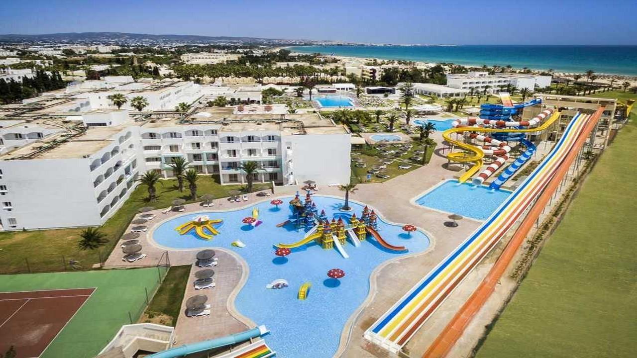 All Inclusive почивка с дъх на екзотика в Тунис с полет от София - Splash World Venus Beach 4*