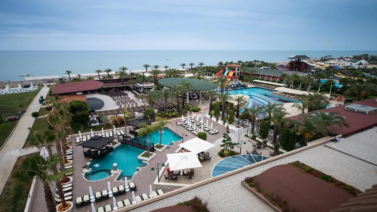 Crystal Family Resort And Spa Premium - ТОП ОФЕРТИ - 8 дни All Inclucive Почивка в Анталия с полет от Варна