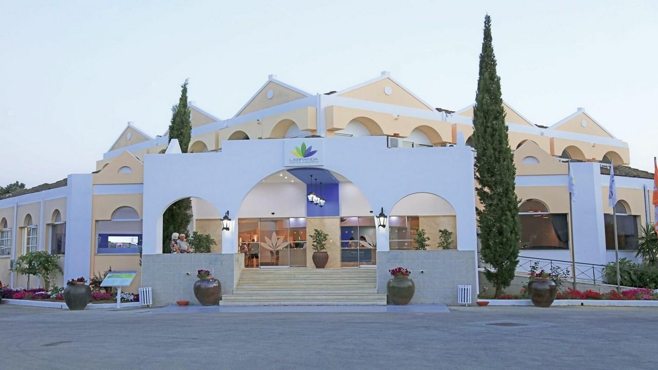 Labranda Sandy Beach Resort - Почивка на о-в Корфу с полет от Варна