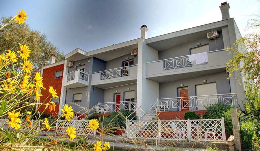 Почивка в Керамоти: еднофамилни къщи на цени от 75 евро/вечер!