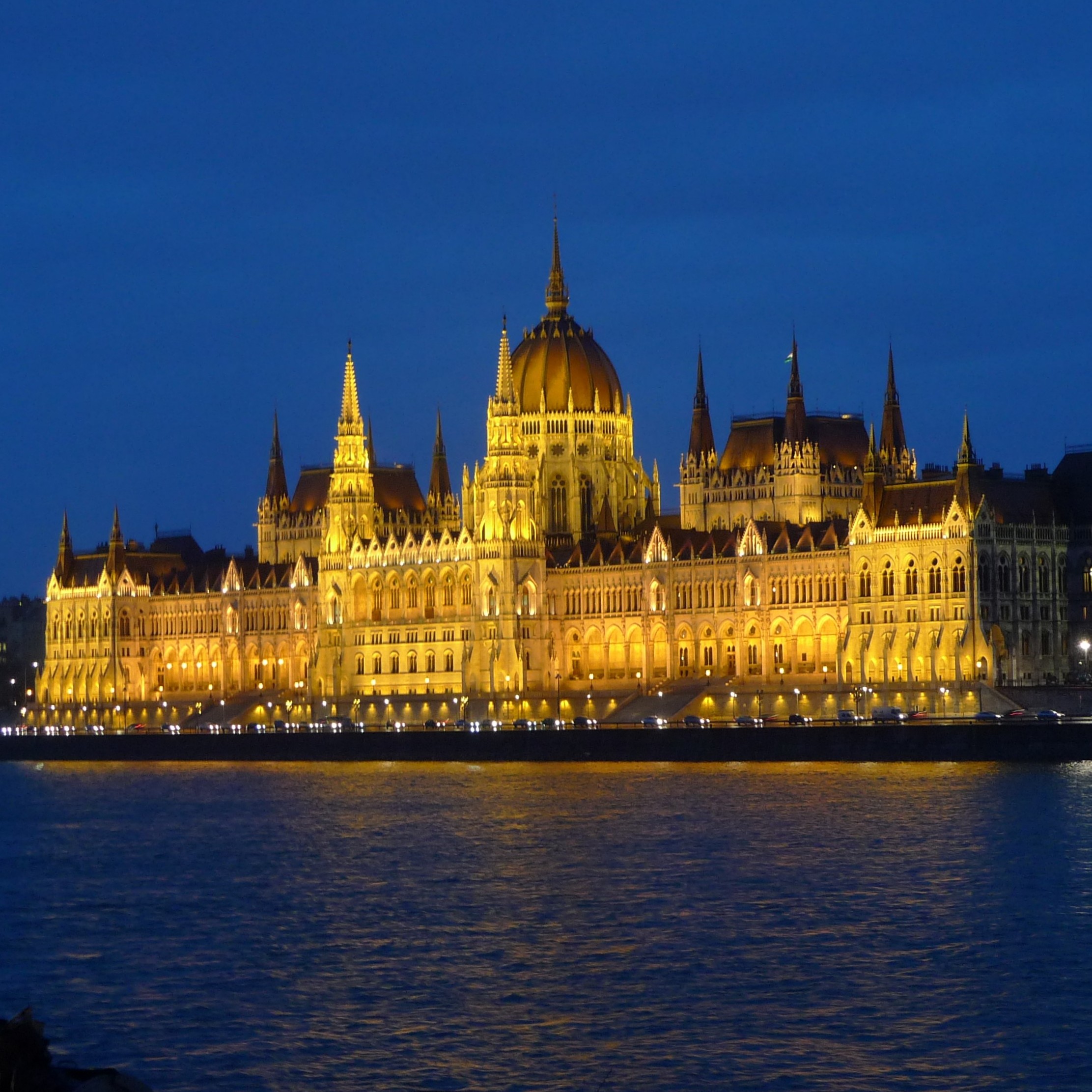 Най-ниски цени: Будапеща със самолет
