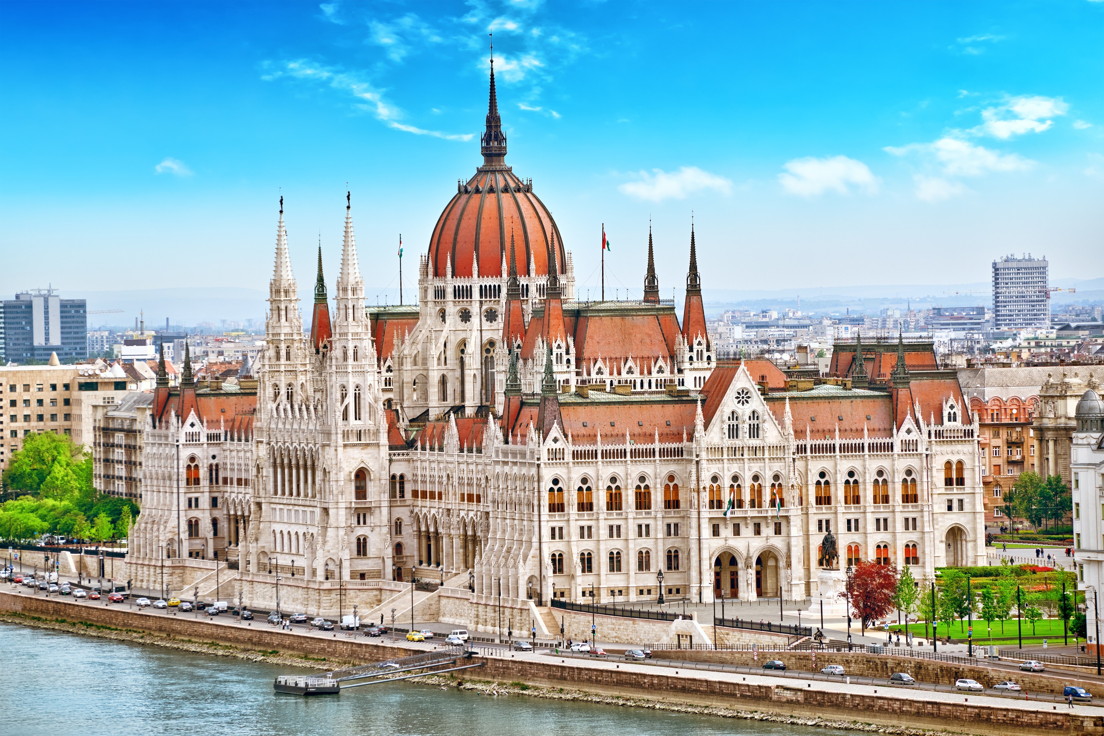 Екскурзия Будапеща – Виена – Братислава !