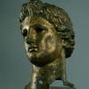 Позлатена глава от статуя на бог Аполон - уникална находка в София