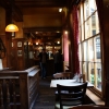Открий тайната на живота в бар Орел в Кеймбридж