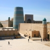 Приказки от Узбекистан: Прах, минарета и на баба шушоните в Хива